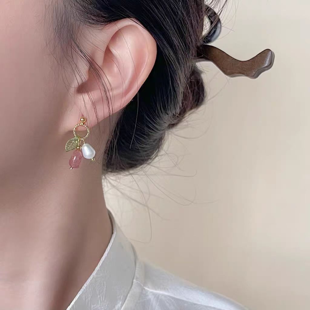 Strawberry Quartz & Pearl Earrings